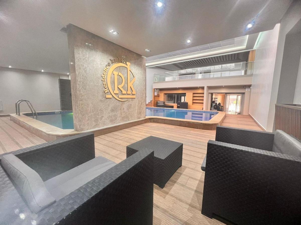 Apparemment De Prestige Gueliz Kasbel 212, 02 Chambres มาร์ราเกช ภายนอก รูปภาพ