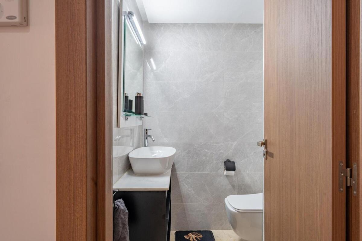 Apparemment De Prestige Gueliz Kasbel 212, 02 Chambres มาร์ราเกช ภายนอก รูปภาพ